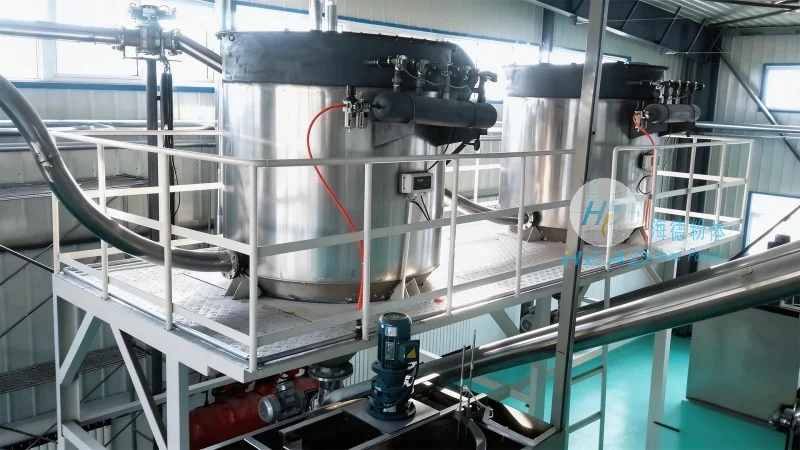 Santiago:Dilute-PhaseVacuumPneumaticConveyingofPowder